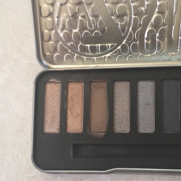 PALLET - Picture 6 of 12